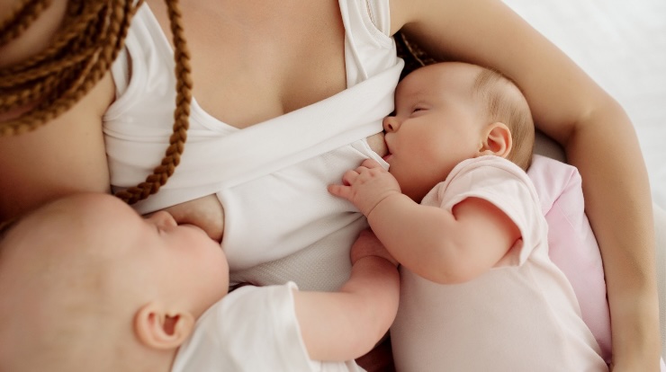 embarazo y lactancia en gestaciones gemelares