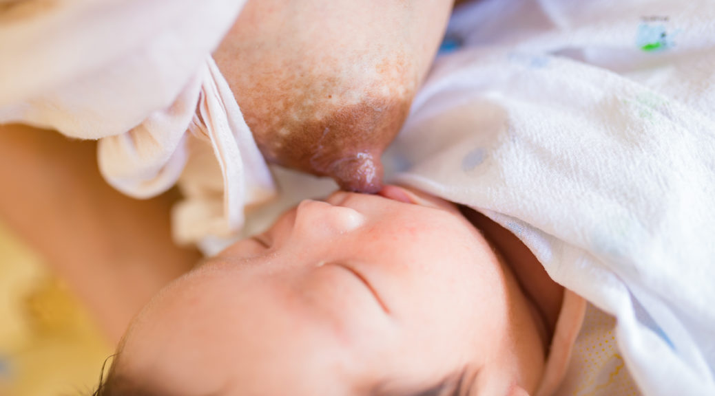 El sistema de la Mamadera con Tetina Calma acompaña el crecimiento de tu  bebé sin interferir con la lactancia materna. Permite que tu…